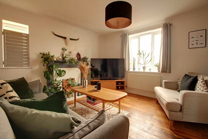 3 Bedroom End Of Terrace House For Sale In Four Acres, Shepton Mallet, BA4