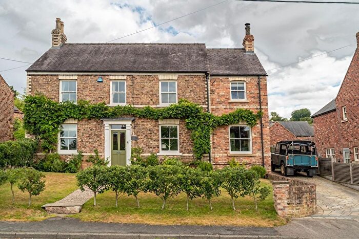 5 Bedroom Property For Sale In The Nookin, Husthwaite, York, YO61