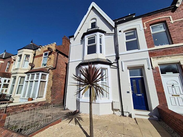 2 Bedroom Flat For Sale In St. Andrews Road South, St. Annes, Lytham St. Annes, FY8