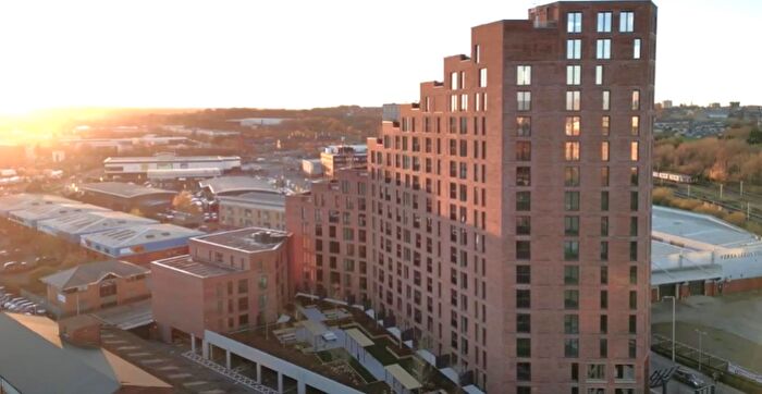 2 Bedroom Apartment To Rent In Springwell Gardens, Whitehall Road, Leeds, LS12