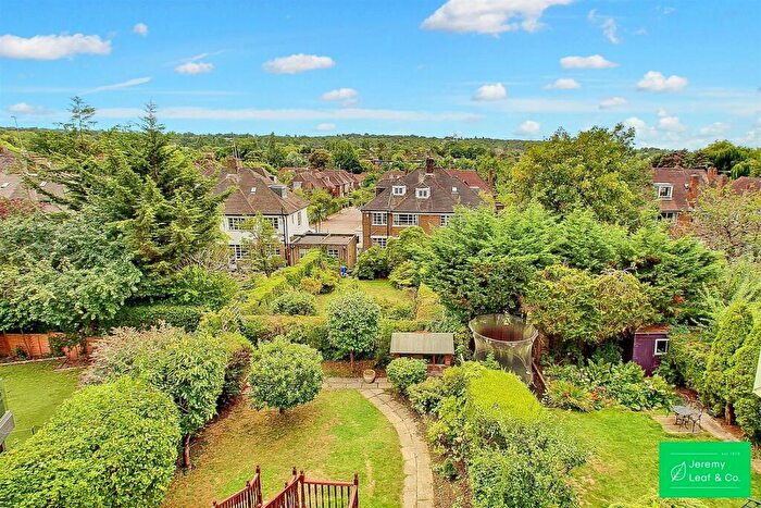 5 Bedroom Semi Detached House For Sale In Abbots Gardens, London, N2