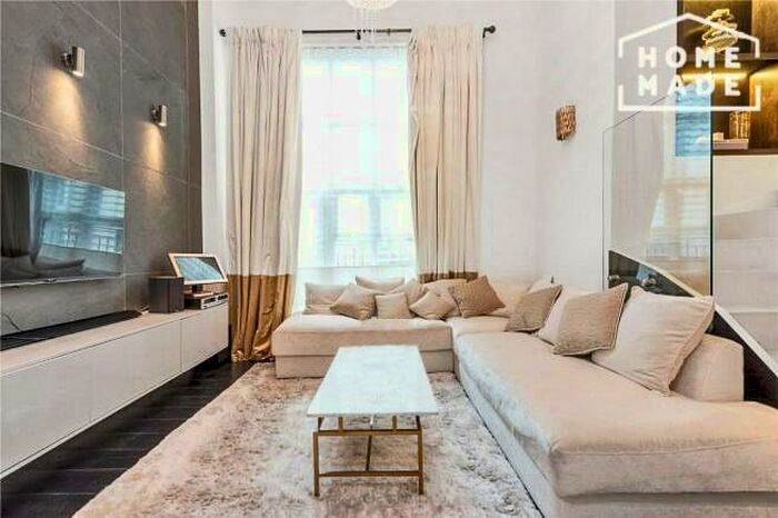 2 Bedroom Flat To Rent In Imperial Hall, EC1V
