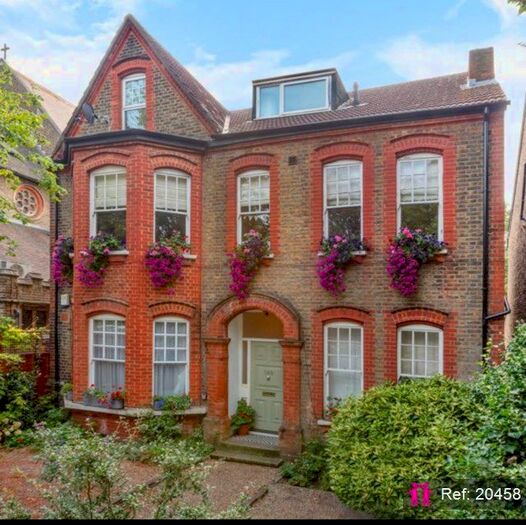 1 Bedroom Maisonette To Rent In Bedford Hill, London, SW12