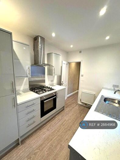 2 Bedroom Maisonette To Rent In Shields Road, Newcastle Upon Tyne, NE6