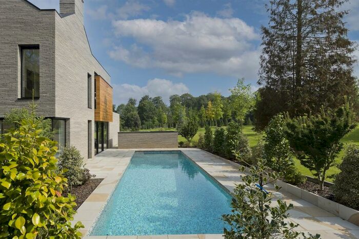 6 Bedroom Detached House To Rent In Hammersley Lane, Penn, HP10