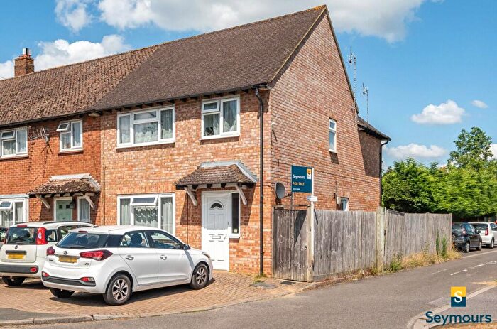 1 Bedroom Flat For Sale In Hornbeam Road, Guildford, Surrey, GU1