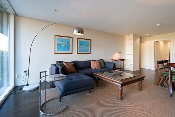 2 Bedroom Flat To Rent In Lever Street, Clerkenwell, EC1V