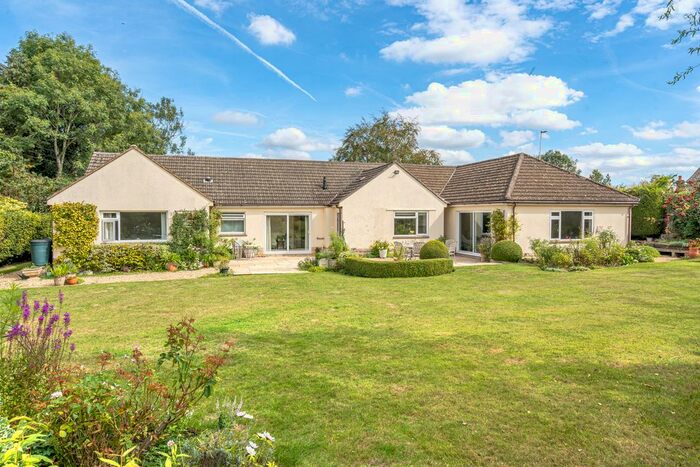 5 Bedroom Detached Bungalow For Sale In Days Lane, Kington Langley, Chippenham, SN15