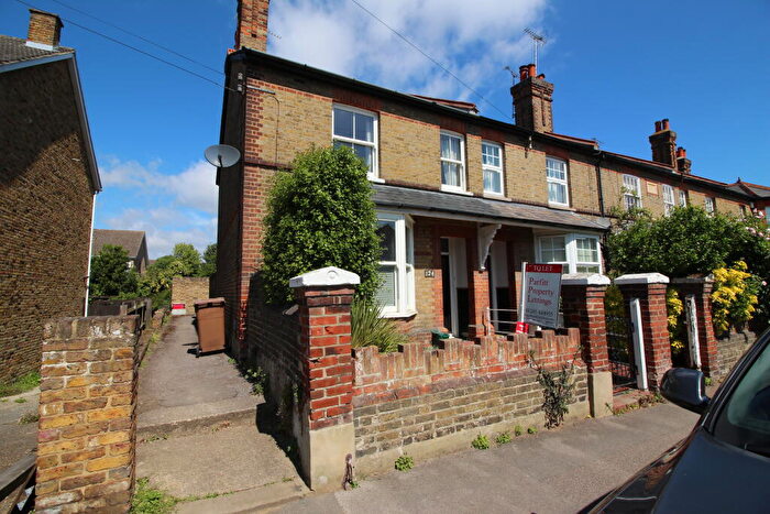 3 Bedroom End Of Terrace House To Rent In Mildmay Road, Chelmsford, CM2