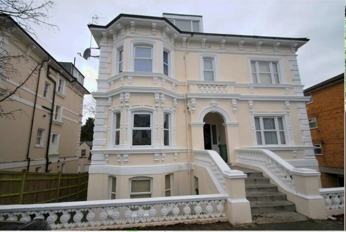 1 Bedroom Flat To Rent In Upper Grosvenor Road, Tunbridge Wells, TN1
