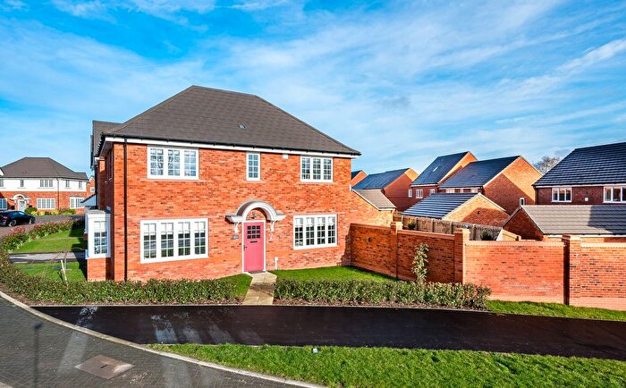 4 Bedroom Detached House For Sale In Featherstone Crescent, Cheadle, SK8