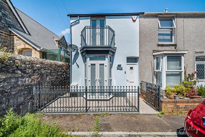2 Bedroom End Of Terrace House For Sale In Castle Street, Mumbles, Swansea, SA3