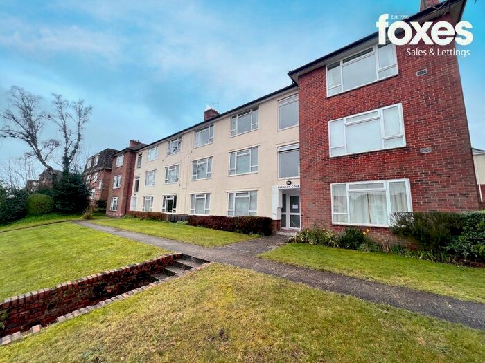 2 Bedroom Flat To Rent In Burnaby Road, Bournemouth, Dorset, BH4