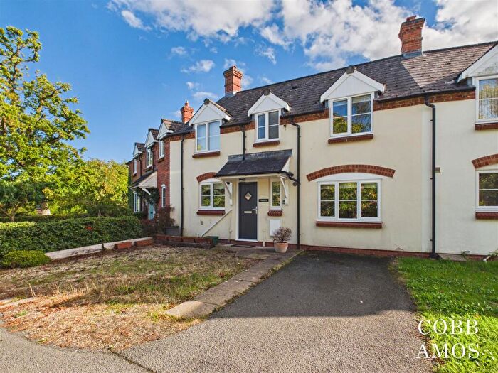3 Bedroom Terraced House For Sale In Court Meadow, Pembridge, HR6