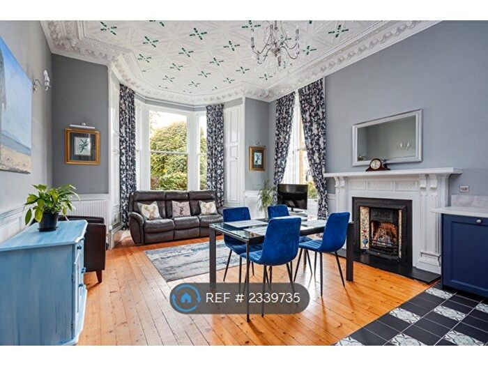 2 Bedroom Maisonette To Rent In Priestfield Road, Edinburgh, EH16