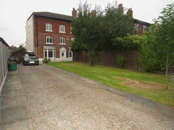4 Bedroom House To Rent In Garden Road, Moorends, Doncaster, DN8