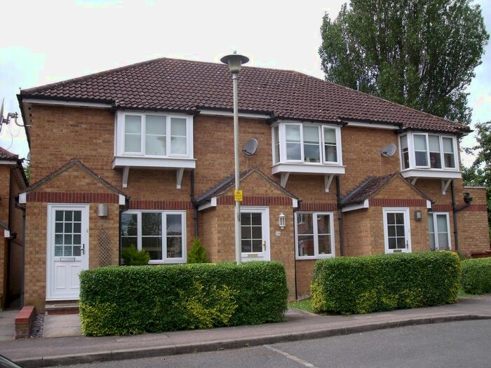 2 Bedroom Terraced House To Rent In Hurstlings, Welwyn Garden City, AL7