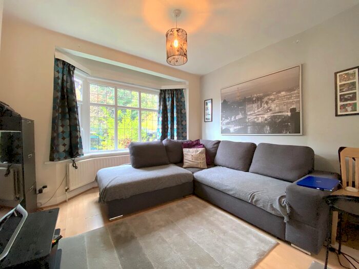 3 Bedroom Semi-Detached House To Rent In Robin Hood Way, London, SW15