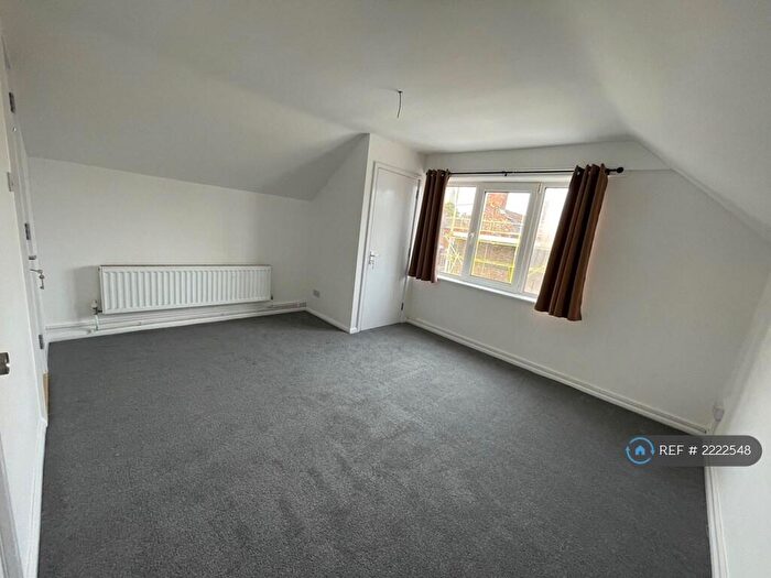 2 Bedroom Flat To Rent In Donington, Spalding, PE11