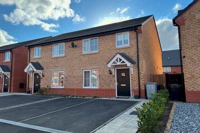 3 Bedroom Property To Rent In Samuel Armstrong Way, Crewe, CW1