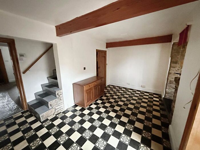 2 Bedroom Cottage To Rent In Sharples Meadow, Edgworth, Bolton, BL7