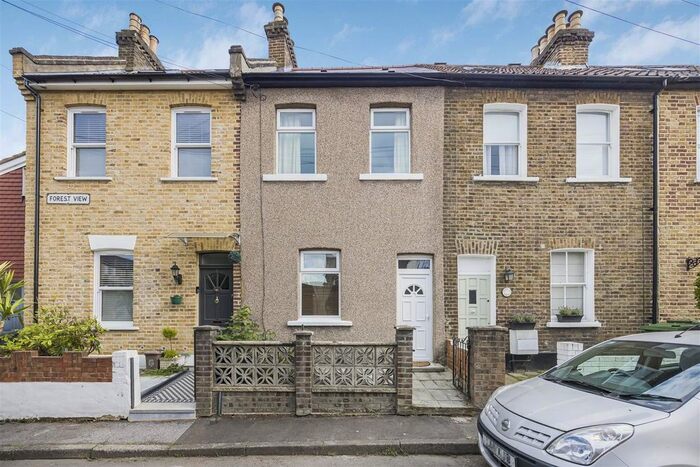 3 Bedroom Terraced House To Rent In Forest View, London, E11