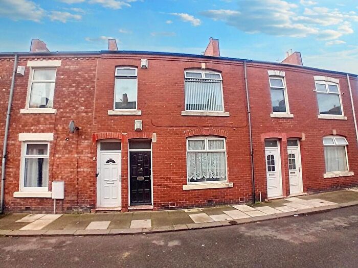 2 Bedroom Flat For Sale In Maughan Street, Blyth, NE24