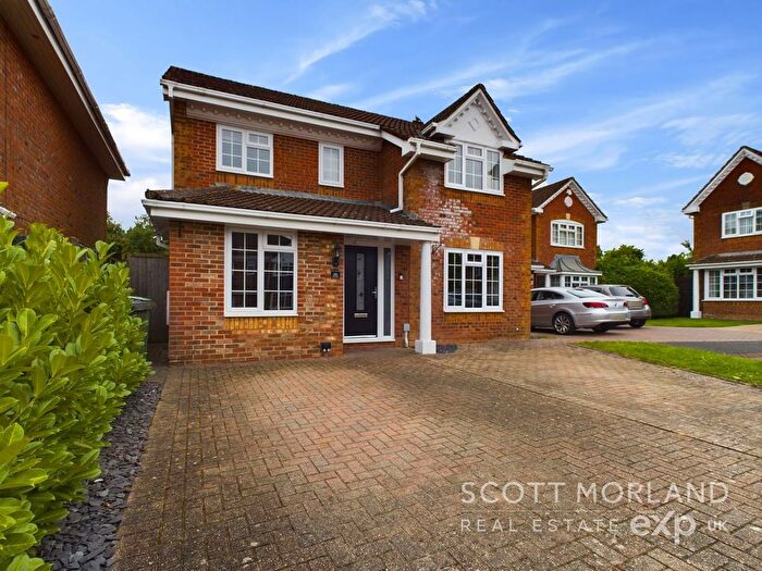 4 Bedroom Detached House For Sale In The Crofts, Hatch Warren, Basingstoke, RG22