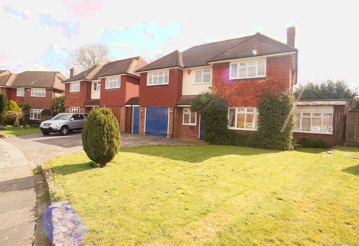 4 Bedroom Detached House To Rent In Denberry Drive, Sidcup, Kent, DA14