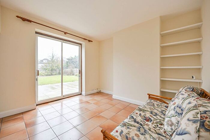 4 Bedroom Detached House To Rent In Aylmer Road, East Finchley, London, N2