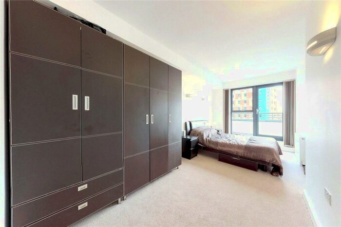 2 Bedroom Apartment To Rent In Davenant Street, Whitechapel, London, E1