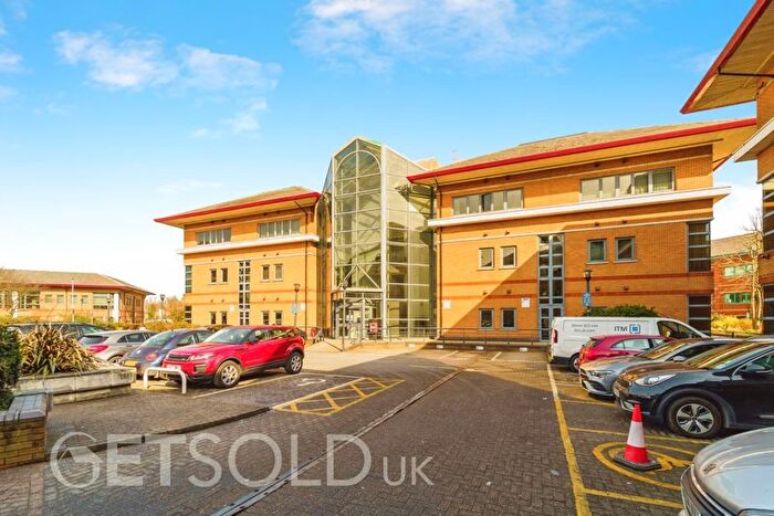 1 Bedroom Flat For Sale In Mondial Way, Hayes, UB3