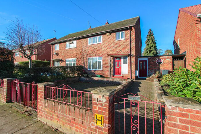 3 Bedroom Semi Detached House For Sale In Green Boulevard, Cantley, Doncaster, DN4
