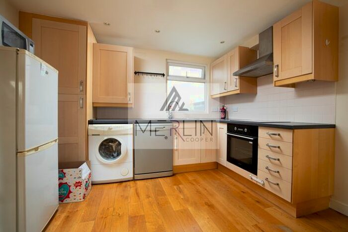 1 Bedroom Flat To Rent In Bankton Road, London SW2