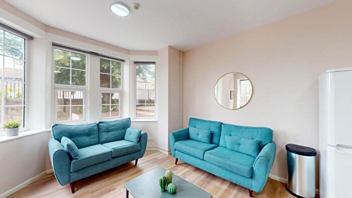 5 Bedroom Flat To Rent In B, Gordon House, Cranmer Street, NG3