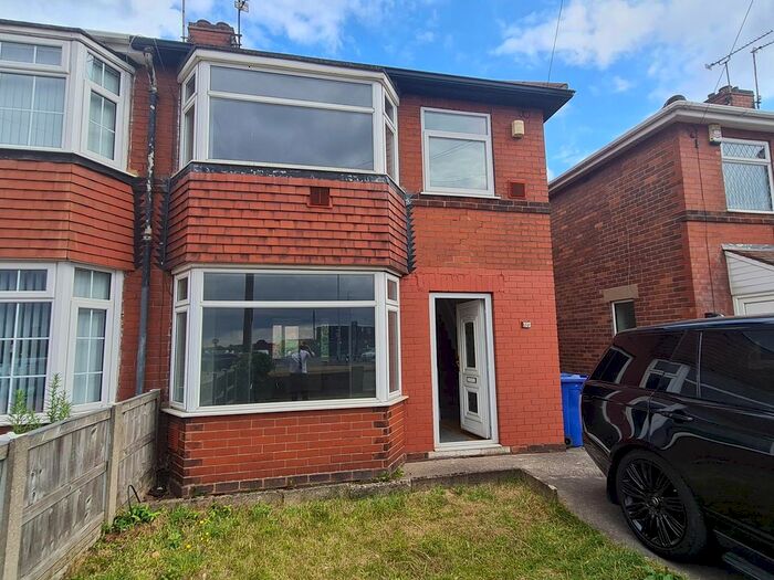 3 Bedroom Property To Rent In Wheatley Hall Road, Doncaster, DN2