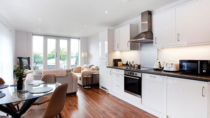 1 Bedroom Flat For Sale In Preece Apartments, - Waterfall Cottages, London, SW19