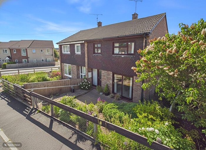 3 Bedroom Semi-Detached House For Sale In Elmdean, Cinderford, GL14