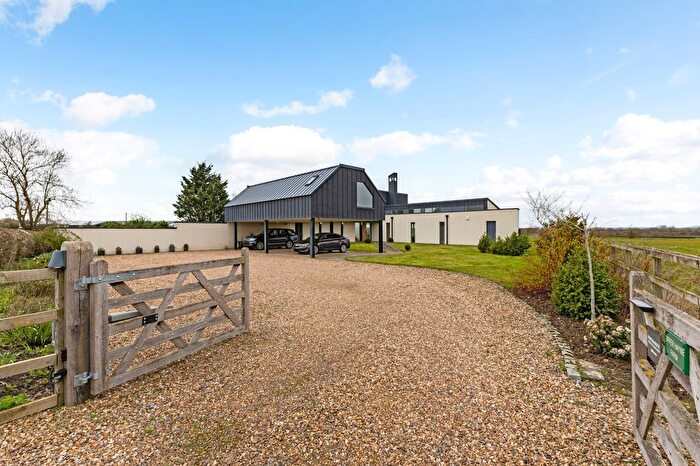 3 Bedroom Detached House To Rent In Crendon Road, Shabbington, Aylesbury, Buckinghamshire, HP18