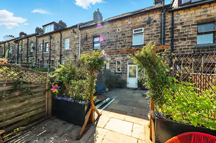 3 Bedroom Terraced House For Sale In South Parade, Otley, LS21