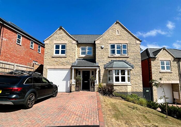 4 Bedroom Detached House For Sale In Wesley Drive, Crich, Matlock, DE4