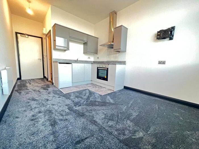 Flat To Rent In West Road, Harlow, CM20