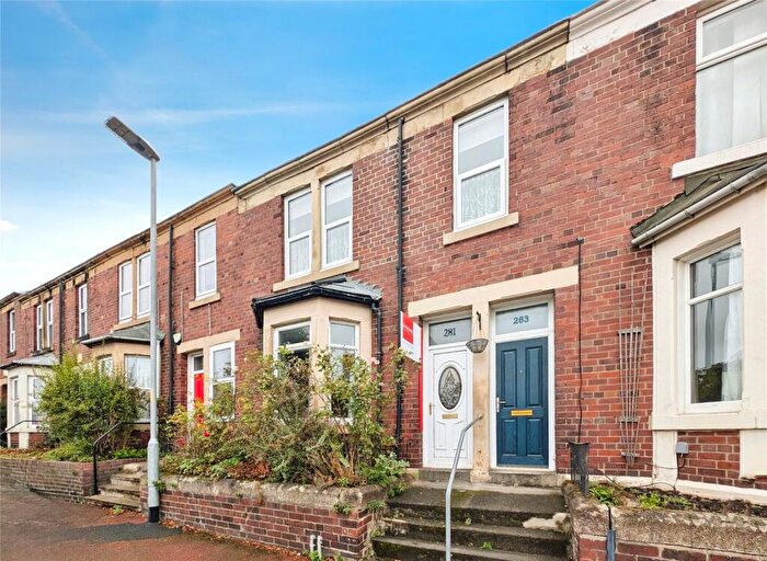 2 Bedroom Flat For Sale In Brighton Road, Gateshead, Tyne And Wear, NE8