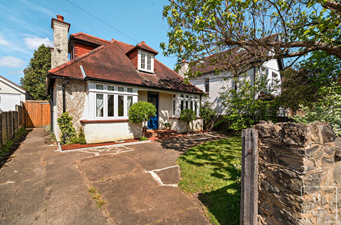 3 Bedroom Detached Bungalow To Rent In Stoughton Road, Guildford, GU2