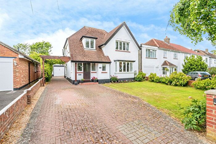3 Bedroom Detached House For Sale In Wyke Lane North, Bognor Regis, PO22