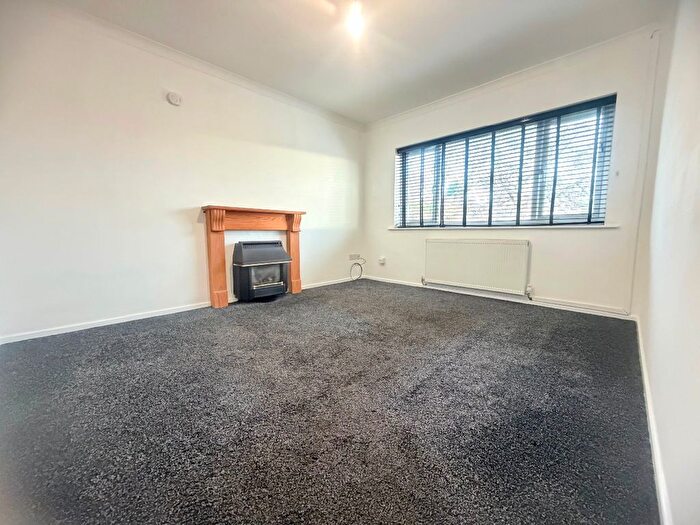 2 Bedroom Flat To Rent In Columbia Way, Blackburn. Lanc., BB2