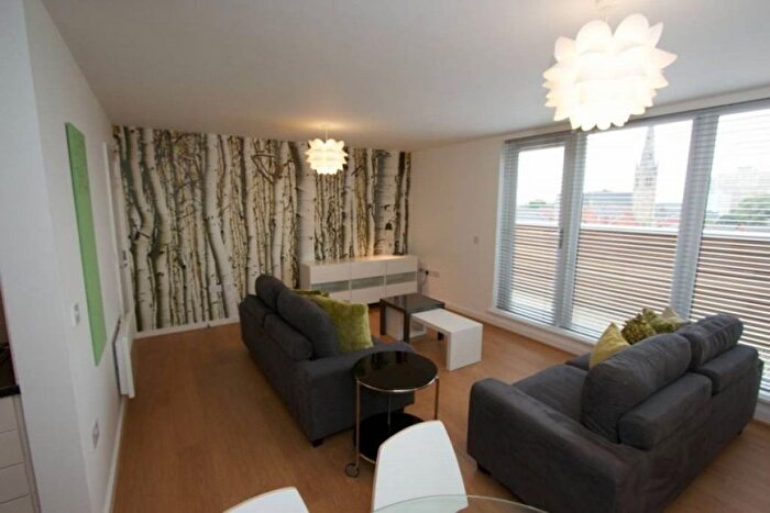 3 Bedroom Flat To Rent In Hulme High Street, Hulme, Manchester, M15