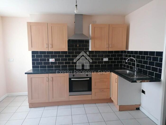 1 Bedroom Flat To Rent In Flat . White Swan, Worksop, Notts, S80