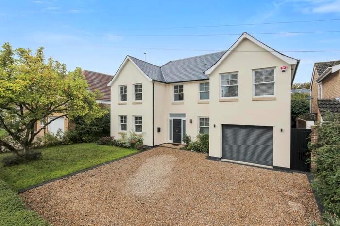 5 Bedroom Detached House To Rent In Eastwick Road, Walton On Thames, Surrey, KT12