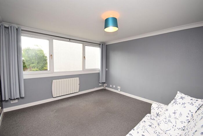 1 Bedroom Flat For Sale In Muirton Place, Perth, PH1